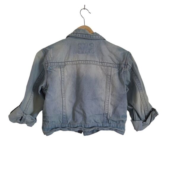 Jean jacket light wash size small rue21 crop - Picture 2 of 3